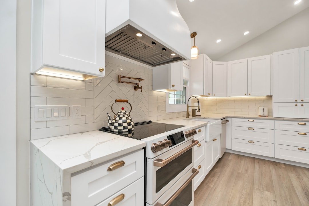 Tile backsplash in a modern kitchen